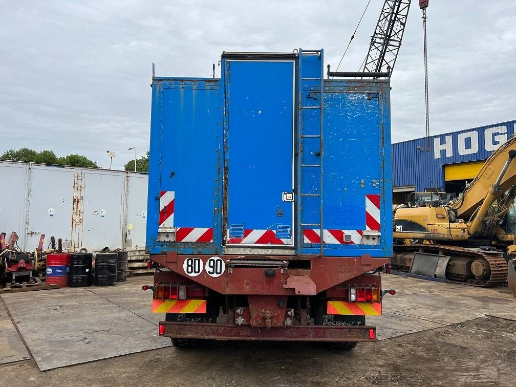 Iveco eurocargo 135E18 4x4 - Kravas automašīna ar slēgto virsbūvi: foto 4 Iveco eurocargo 135E18 4x4 - Kravas automašīna ar slēgto virsbūvi: foto 4