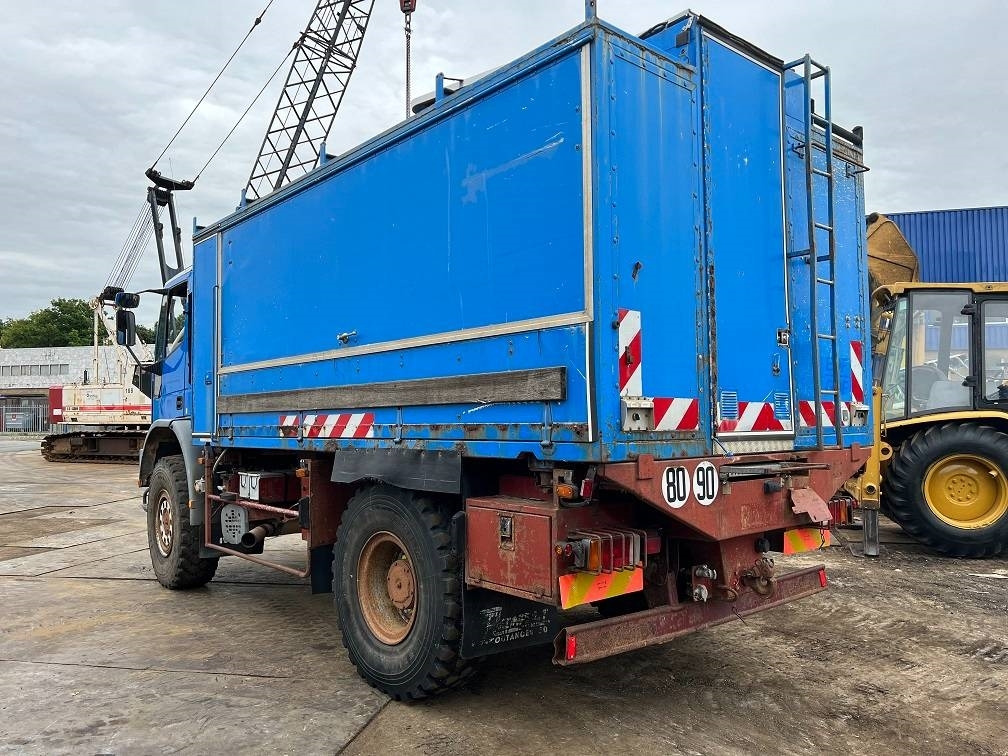Iveco eurocargo 135E18 4x4 - Kravas automašīna ar slēgto virsbūvi: foto 3 Iveco eurocargo 135E18 4x4 - Kravas automašīna ar slēgto virsbūvi: foto 3