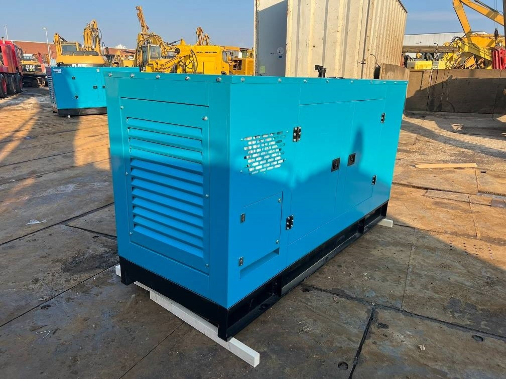 Ricardo 150KVA (120KW) SILENT GENERATOR 3 PHASE 50HZ 400V - Elektroģenerators: foto 4 Ricardo 150KVA (120KW) SILENT GENERATOR 3 PHASE 50HZ 400V - Elektroģenerators: foto 4