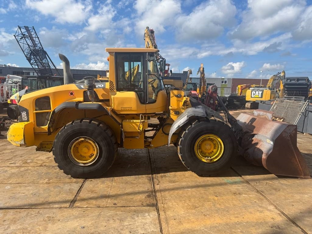 Volvo L 120 G - Riteņu iekrāvējs: foto 4 Volvo L 120 G - Riteņu iekrāvējs: foto 4