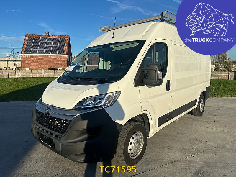 Citroën Jumper 130cv - Furgons ar slēgtā virsbūve: foto 1 Citroën Jumper 130cv - Furgons ar slēgtā virsbūve: foto 1