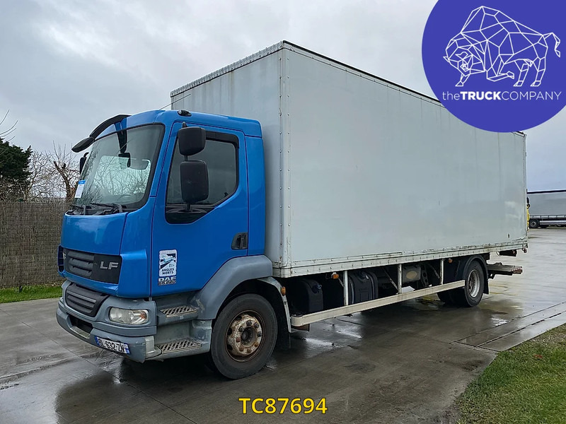 DAF LF 55 220 - Kravas automašīna ar slēgto virsbūvi: foto 1 DAF LF 55 220 - Kravas automašīna ar slēgto virsbūvi: foto 1