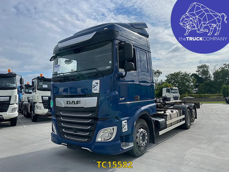 DAF XF Euro6 480 - Konteineru vedējs/ Kravas automašīna ar noņemamā virsbūve: foto 1 DAF XF Euro6 480 - Konteineru vedējs/ Kravas automašīna ar noņemamā virsbūve: foto 1