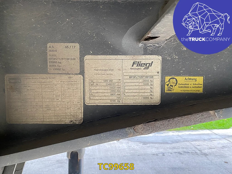 Fliegl - Puspiekabe slēgtā virsbūve: foto 3 Fliegl - Puspiekabe slēgtā virsbūve: foto 3