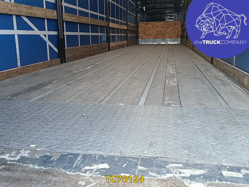 Fruehauf - Tenta puspiekabe: foto 3 Fruehauf - Tenta puspiekabe: foto 3