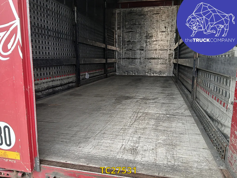 Piekabe ar tentu Fruehauf: foto 6