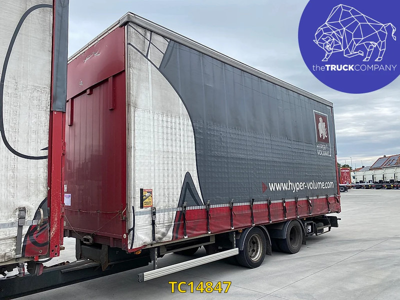 Fruehauf - Piekabe ar tentu: foto 1 Fruehauf - Piekabe ar tentu: foto 1