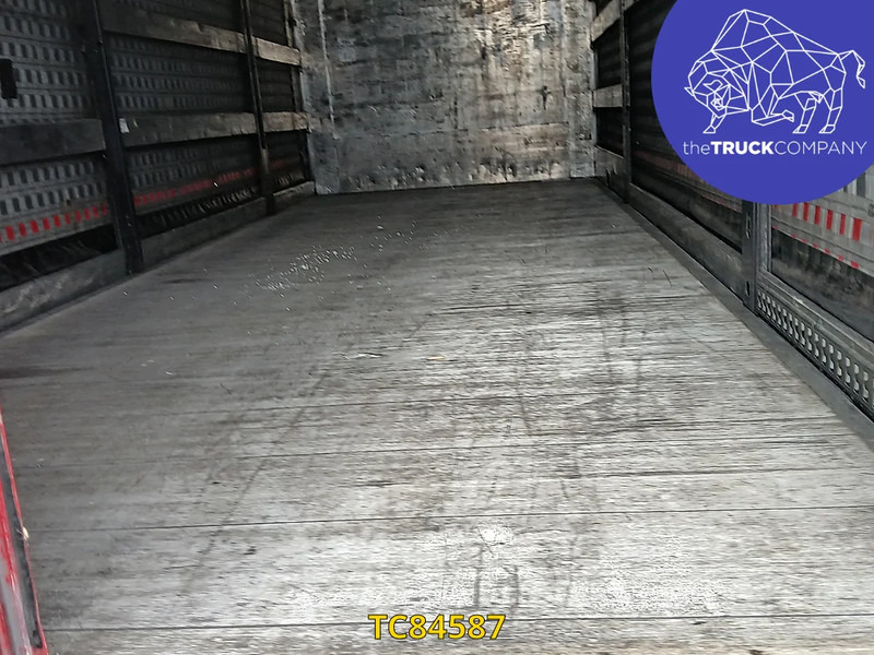 Fruehauf - Piekabe ar tentu: foto 4 Fruehauf - Piekabe ar tentu: foto 4