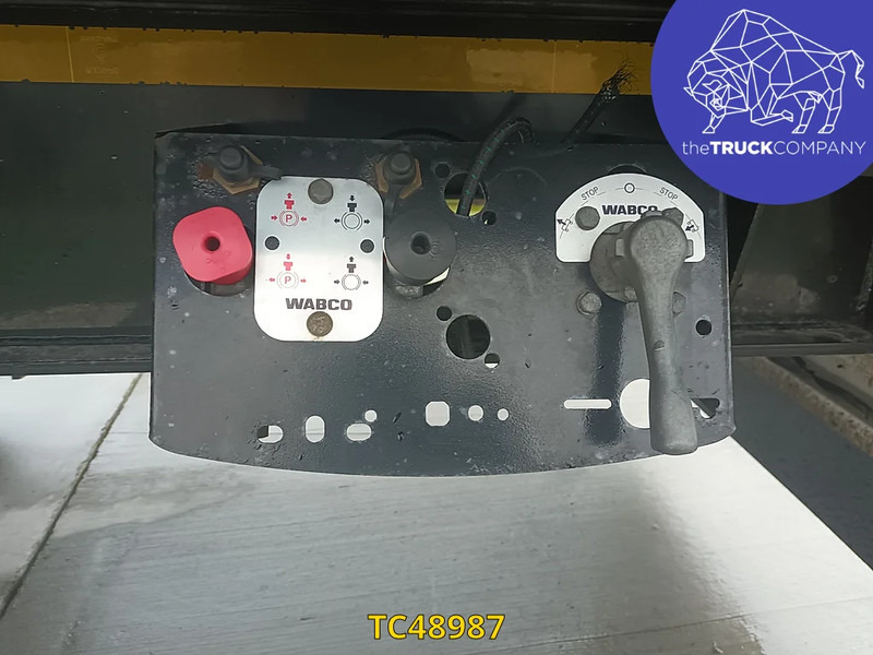 Hoet Trailers - Tenta puspiekabe: foto 3 Hoet Trailers - Tenta puspiekabe: foto 3