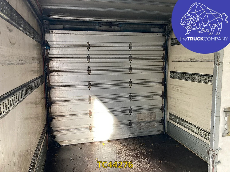 Iveco EuroCargo 100 E15 - Kravas automašīna ar slēgto virsbūvi: foto 4 Iveco EuroCargo 100 E15 - Kravas automašīna ar slēgto virsbūvi: foto 4