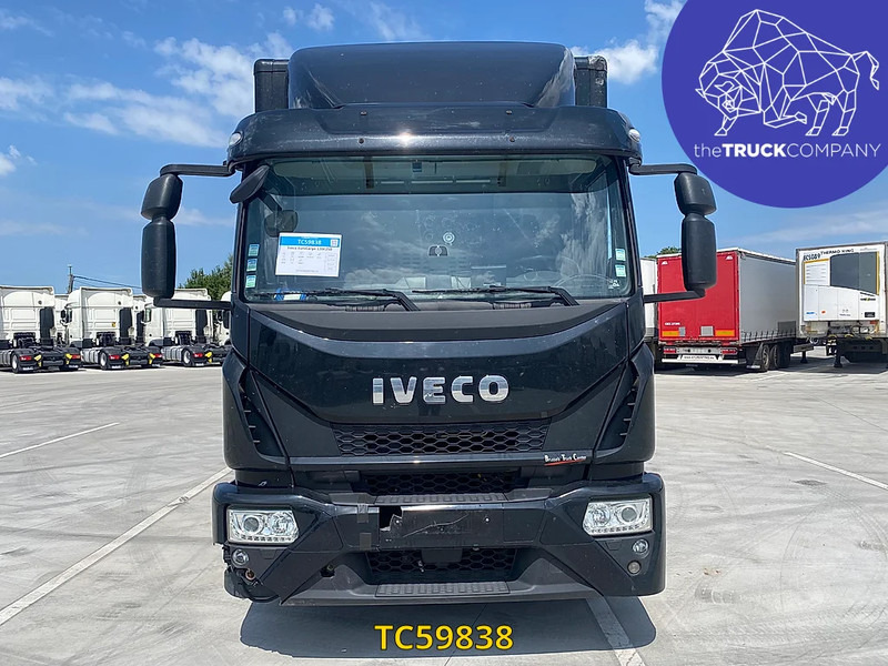 Iveco EuroCargo 120E250 - Kravas automašīna ar slēgto virsbūvi: foto 2 Iveco EuroCargo 120E250 - Kravas automašīna ar slēgto virsbūvi: foto 2