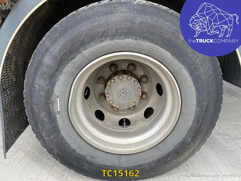 Iveco EuroCargo 160 E25 - Kravas automašīna ar slēgto virsbūvi: foto 4 Iveco EuroCargo 160 E25 - Kravas automašīna ar slēgto virsbūvi: foto 4