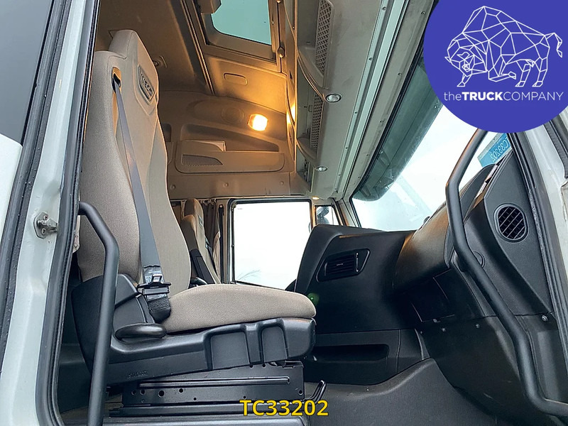 Kravas automašīna ar tentu Iveco Stralis 420: foto 19 Kravas automašīna ar tentu Iveco Stralis 420: foto 19
