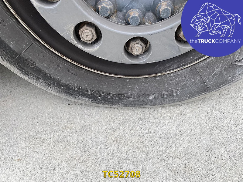 Iveco Stralis - Kravas automašīna ar tentu: foto 4 Iveco Stralis - Kravas automašīna ar tentu: foto 4