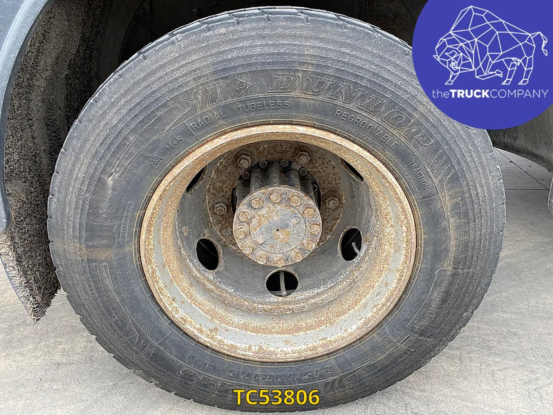 MAN L 2000 12.220 - Autocisterna: foto 4 MAN L 2000 12.220 - Autocisterna: foto 4