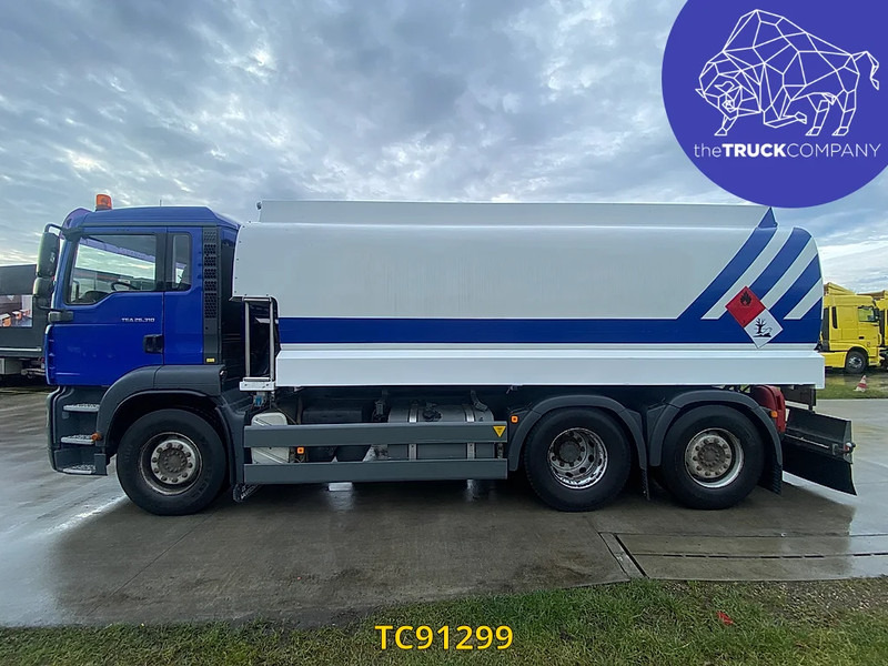 MAN TGA 310 - Autocisterna: foto 2 MAN TGA 310 - Autocisterna: foto 2