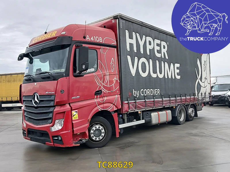 Mercedes-Benz Actros 2648 - Kravas automašīna ar tentu: foto 1 Mercedes-Benz Actros 2648 - Kravas automašīna ar tentu: foto 1