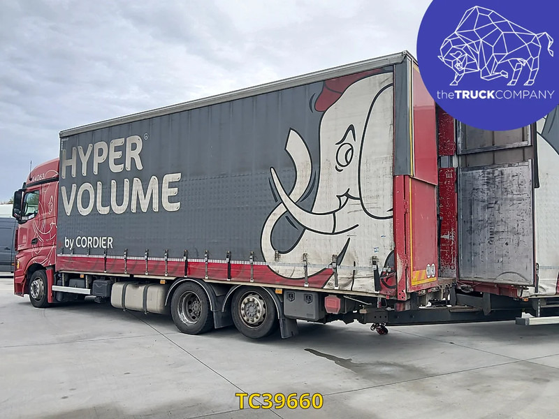 Mercedes-Benz Actros - Kravas automašīna ar tentu: foto 3 Mercedes-Benz Actros - Kravas automašīna ar tentu: foto 3