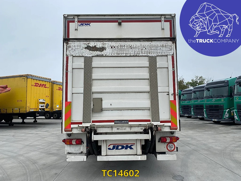 Mercedes-Benz Antos 1827 - Kravas automašīna ar slēgto virsbūvi: foto 3 Mercedes-Benz Antos 1827 - Kravas automašīna ar slēgto virsbūvi: foto 3