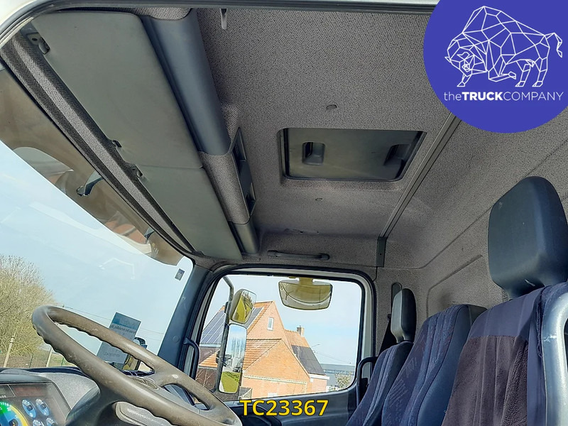 Mercedes-Benz Atego 1217 - Konteineru vedējs/ Kravas automašīna ar noņemamā virsbūve: foto 4 Mercedes-Benz Atego 1217 - Konteineru vedējs/ Kravas automašīna ar noņemamā virsbūve: foto 4