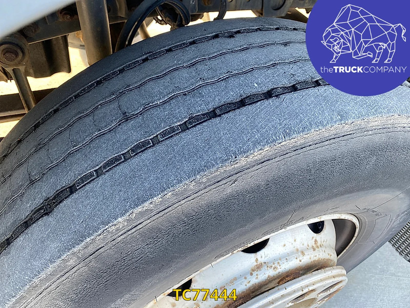 Kravas automašīna ar tentu Mercedes-Benz Axor 1828: foto 16