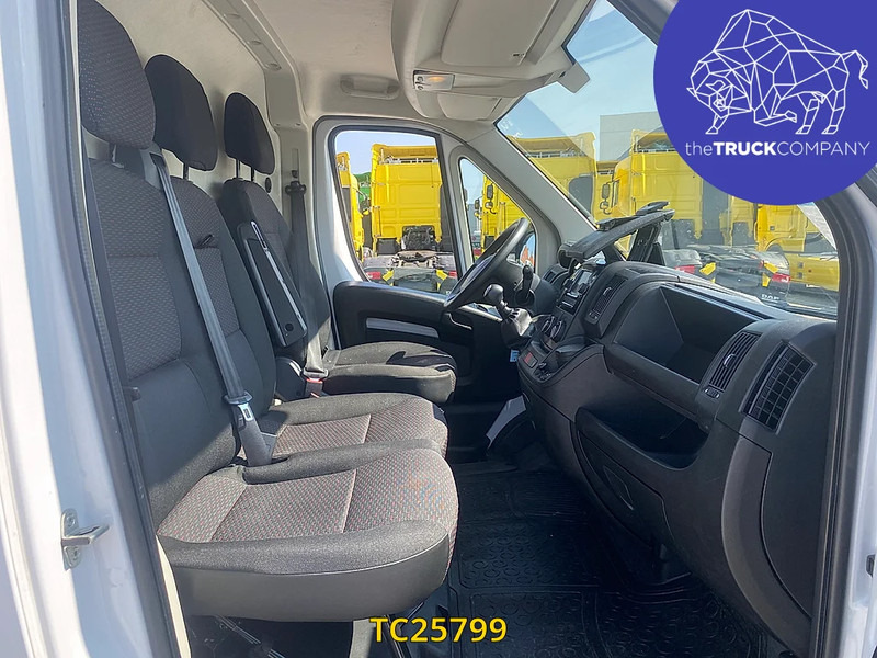 Opel Movano - Kravas mikroautobuss: foto 5 Opel Movano - Kravas mikroautobuss: foto 5