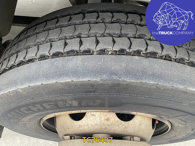 Renault D 210 - Kravas automašīna refrižerators: foto 2 Renault D 210 - Kravas automašīna refrižerators: foto 2