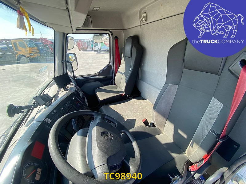 Renault D 240 - Kravas automašīna ar slēgto virsbūvi: foto 5 Renault D 240 - Kravas automašīna ar slēgto virsbūvi: foto 5