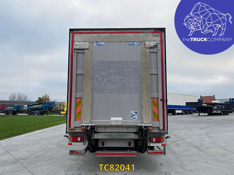 Renault Midlum 210 - Kravas automašīna ar slēgto virsbūvi: foto 3 Renault Midlum 210 - Kravas automašīna ar slēgto virsbūvi: foto 3