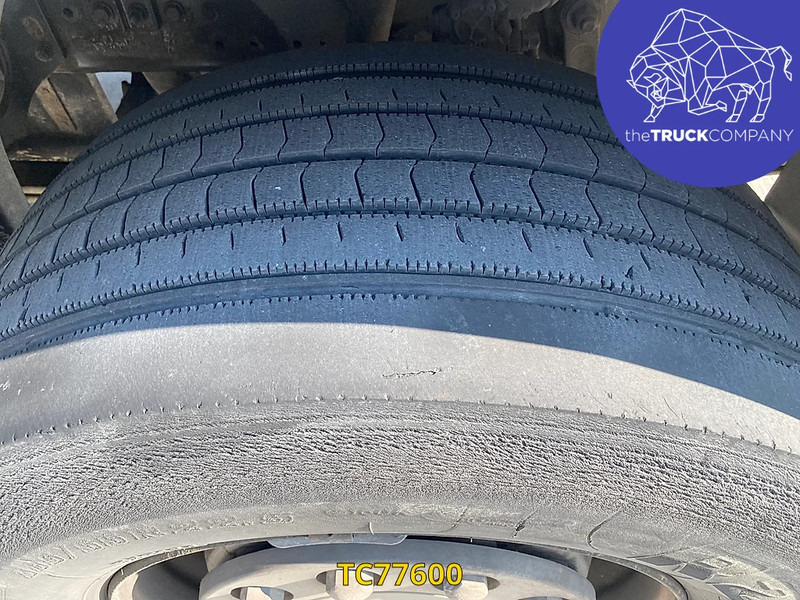 Renault Premium 320 - Kravas automašīna ar tentu: foto 3 Renault Premium 320 - Kravas automašīna ar tentu: foto 3