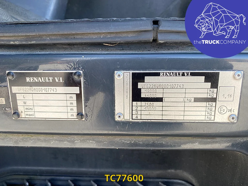 Renault Premium 320 - Kravas automašīna ar tentu: foto 2 Renault Premium 320 - Kravas automašīna ar tentu: foto 2