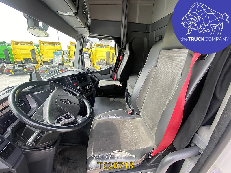 Renault T 460 - Kravas automašīna ar slēgto virsbūvi: foto 5 Renault T 460 - Kravas automašīna ar slēgto virsbūvi: foto 5