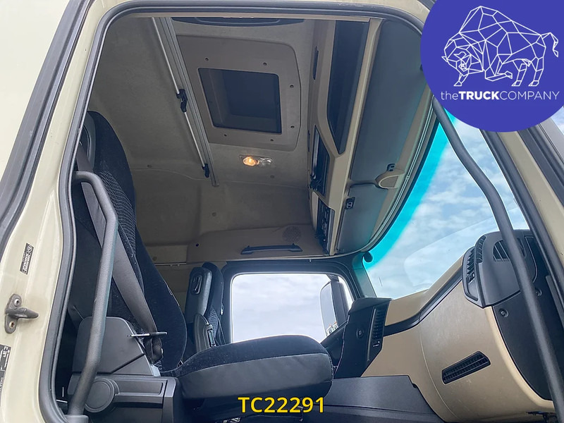 Mercedes-Benz Actros 1843 - Vilcējs: foto 5 Mercedes-Benz Actros 1843 - Vilcējs: foto 5