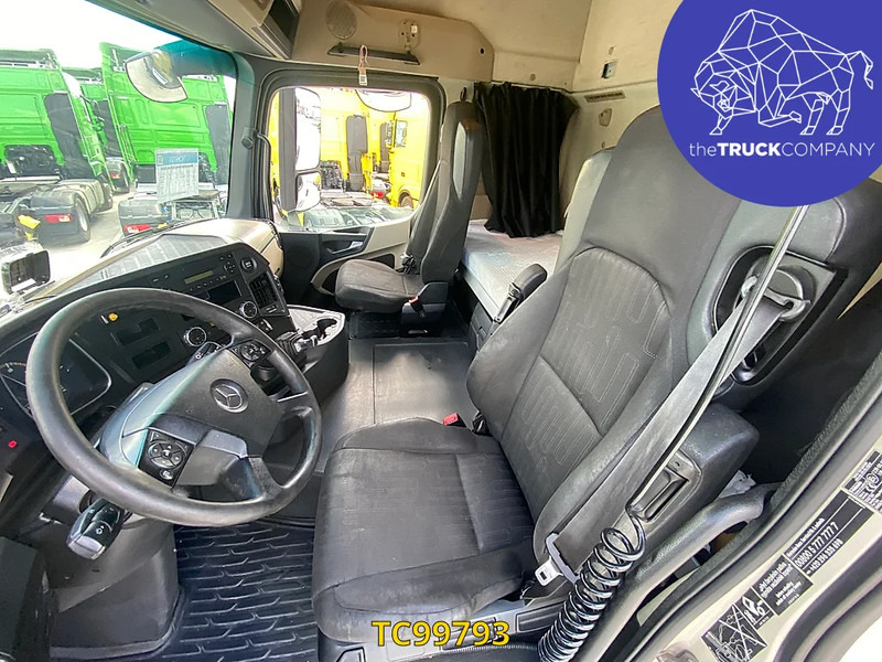 Mercedes-Benz Actros 1843 - Vilcējs: foto 5 Mercedes-Benz Actros 1843 - Vilcējs: foto 5