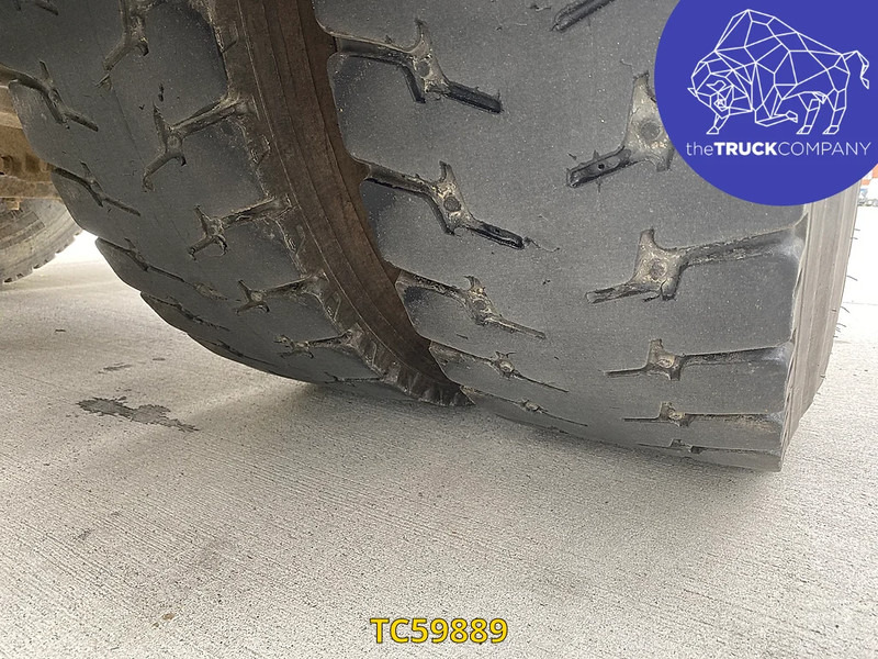 Vilcējs Renault T 460: foto 18