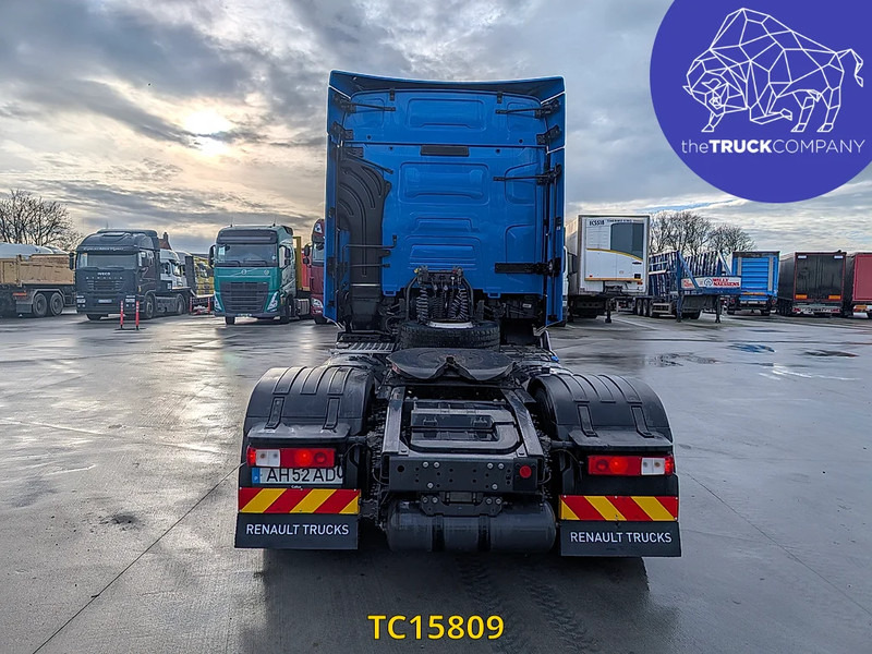 Renault T 520 - Vilcējs: foto 4 Renault T 520 - Vilcējs: foto 4