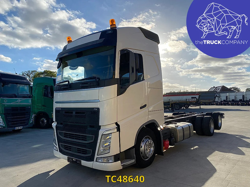 Volvo FH 460 - Šasija kravas automašīna: foto 1 Volvo FH 460 - Šasija kravas automašīna: foto 1