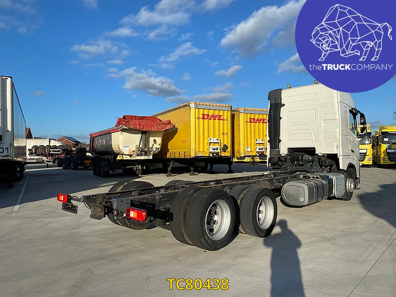 Volvo FH 460 - Šasija kravas automašīna: foto 4 Volvo FH 460 - Šasija kravas automašīna: foto 4