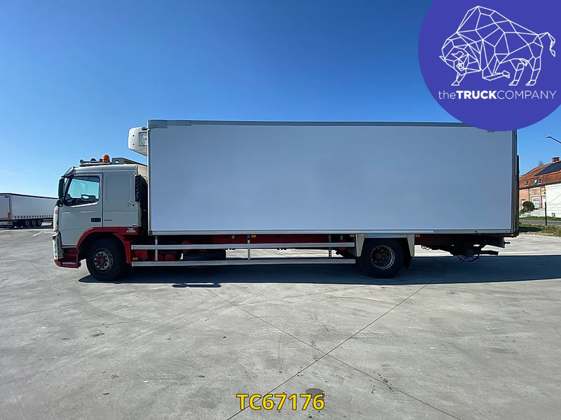 Volvo FM 330 - Kravas automašīna refrižerators: foto 1 Volvo FM 330 - Kravas automašīna refrižerators: foto 1