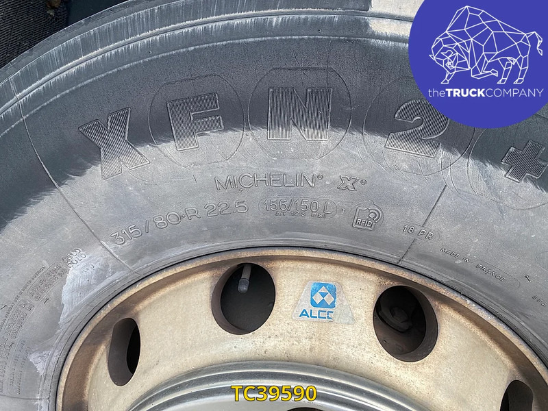 Volvo FM 410 - Kravas automašīna dzīvnieku pārvadāšanai: foto 3 Volvo FM 410 - Kravas automašīna dzīvnieku pārvadāšanai: foto 3