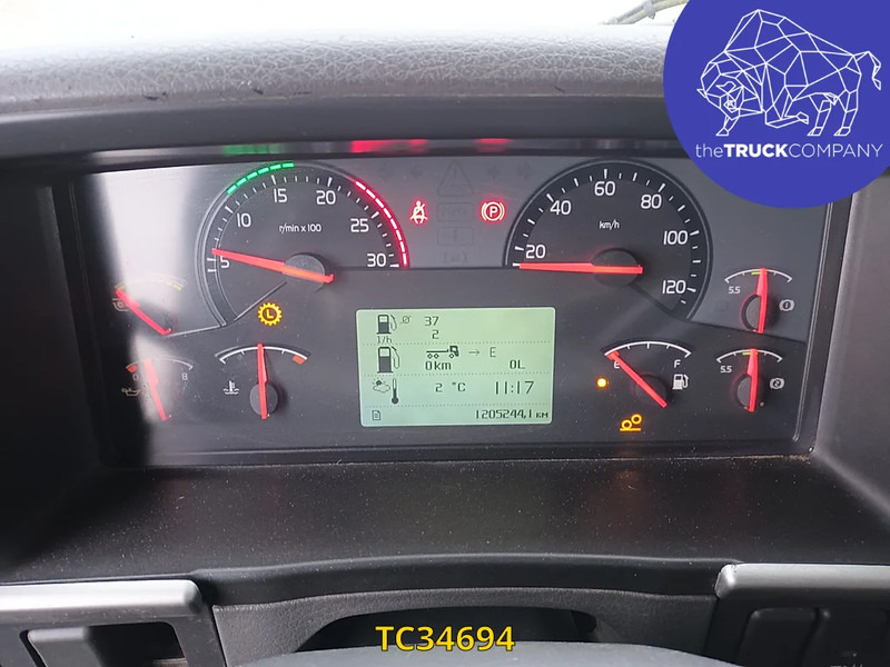 Volvo FM 420 - Bortu kravas automašīna/ Platforma: foto 3 Volvo FM 420 - Bortu kravas automašīna/ Platforma: foto 3