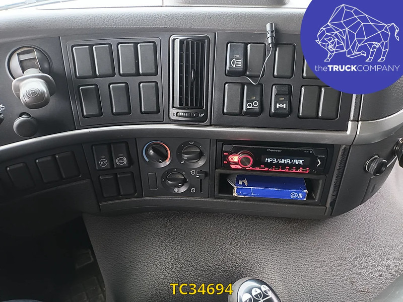 Volvo FM 420 - Bortu kravas automašīna/ Platforma: foto 4 Volvo FM 420 - Bortu kravas automašīna/ Platforma: foto 4