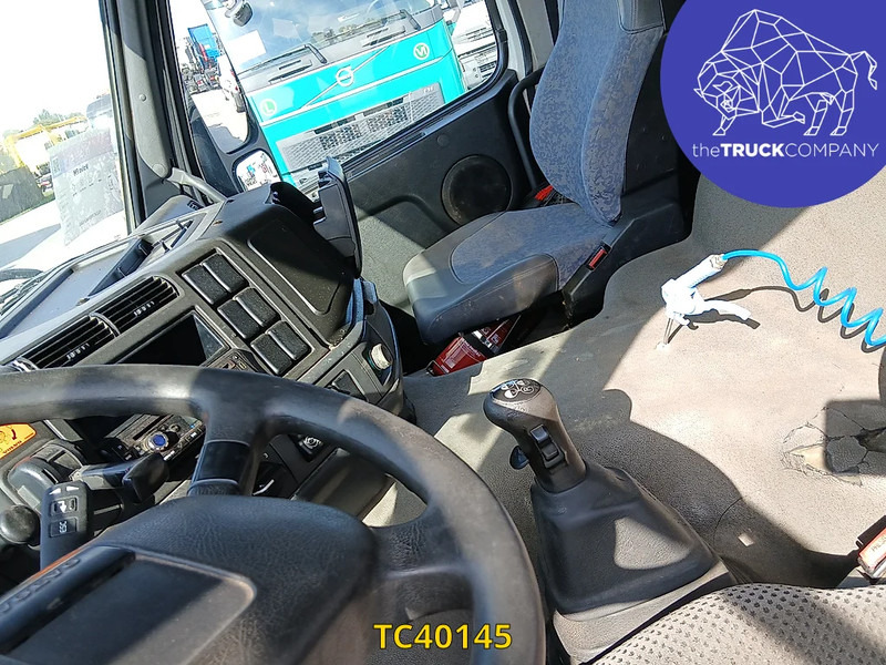 Volvo FM - Konteineru vedējs/ Kravas automašīna ar noņemamā virsbūve: foto 3 Volvo FM - Konteineru vedējs/ Kravas automašīna ar noņemamā virsbūve: foto 3