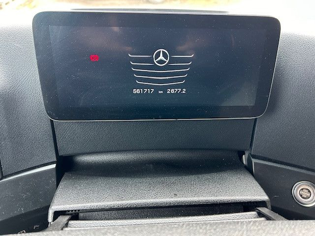 Mercedes-Benz 2548 - Konteineru vedējs/ Kravas automašīna ar noņemamā virsbūve: foto 5 Mercedes-Benz 2548 - Konteineru vedējs/ Kravas automašīna ar noņemamā virsbūve: foto 5
