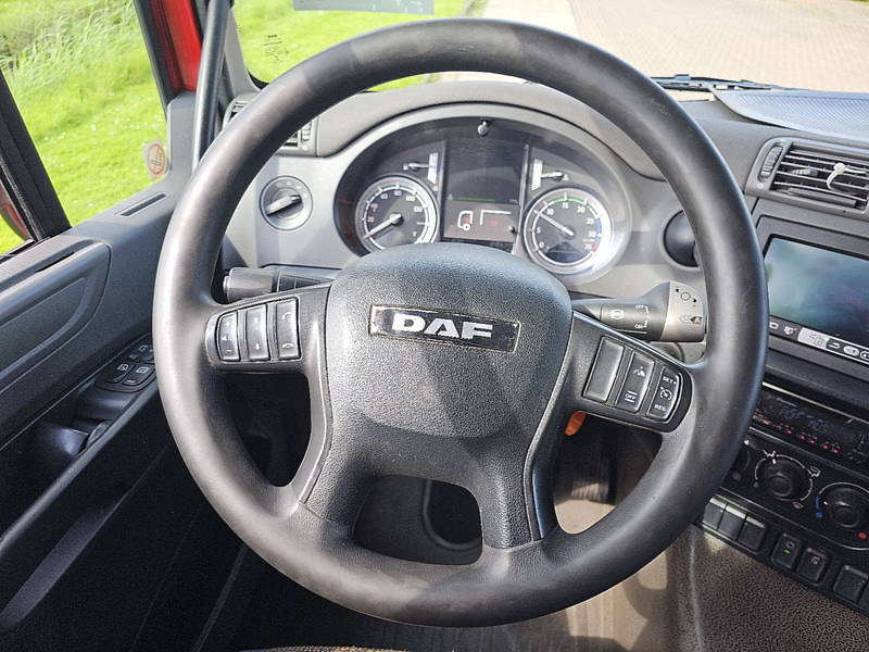 Interior photo 2: Šasija kravas automašīna DAF CF 290 FA SPACECAB
