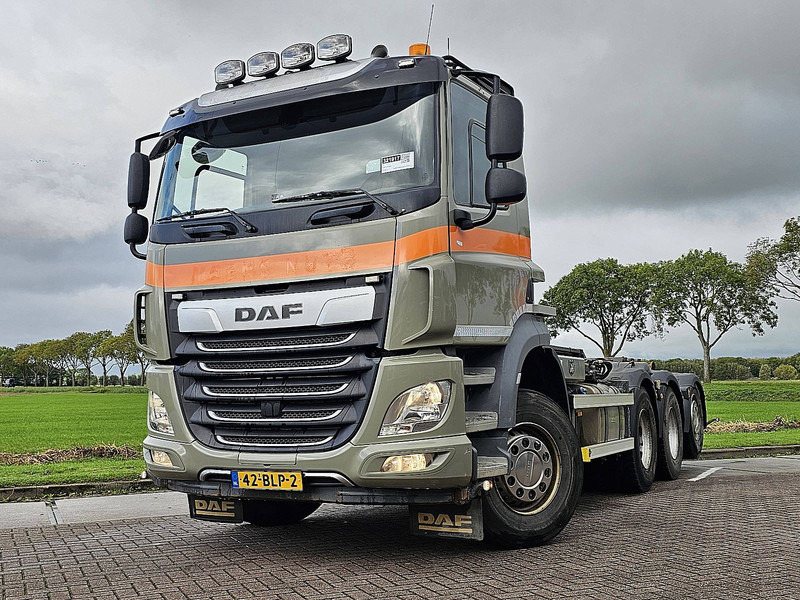 DAF CF 480 FAW - Pacēlājs ar āķi: foto 1 DAF CF 480 FAW - Pacēlājs ar āķi: foto 1
