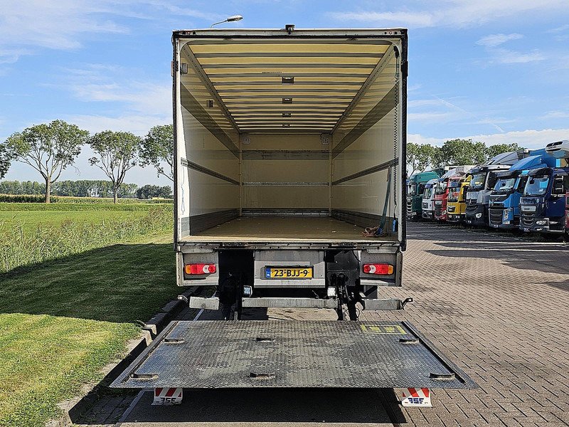 Kravas automašīna ar slēgto virsbūvi DAF LF 230 16T AIRCO TAILLIFT: foto 12 Kravas automašīna ar slēgto virsbūvi DAF LF 230 16T AIRCO TAILLIFT: foto 12