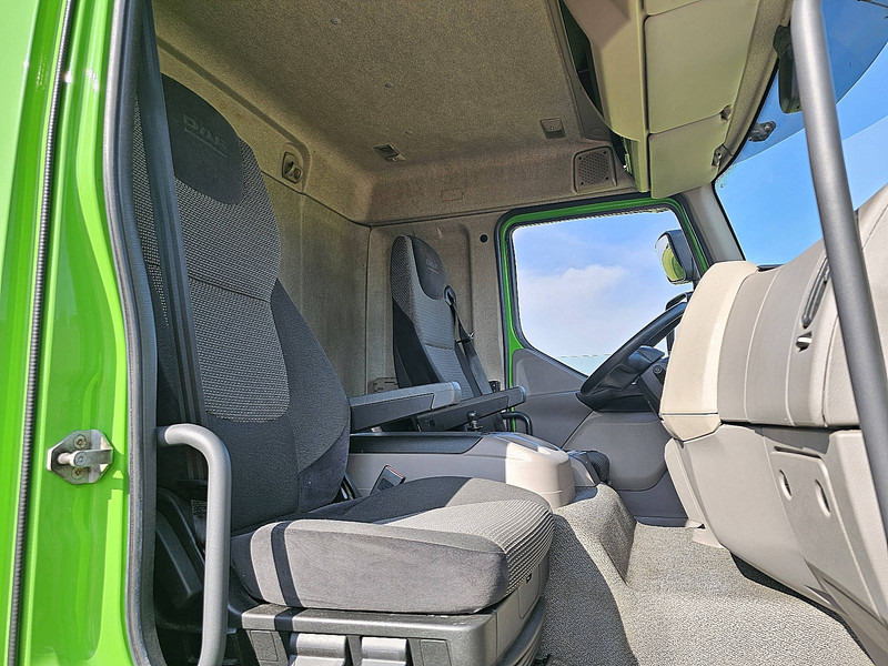 Kravas automašīna ar slēgto virsbūvi DAF LF 230 16T AIRCO TAILLIFT: foto 7 Kravas automašīna ar slēgto virsbūvi DAF LF 230 16T AIRCO TAILLIFT: foto 7