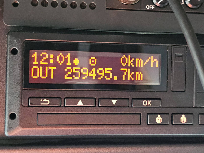 Kravas automašīna ar tentu DAF LF 290 16T AIRCO TAILLIFT: foto 7