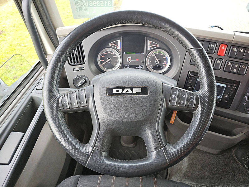Kravas automašīna ar tentu DAF LF 290 16T AIRCO TAILLIFT: foto 8